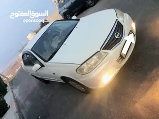  2 نيسان صني كلاسيك 2011  بحالة جيدة