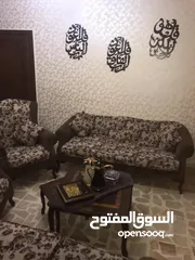  4 طقم كنب 7 مقاعد مع   للبيع