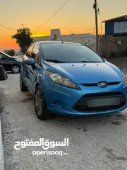  1 Ford festa