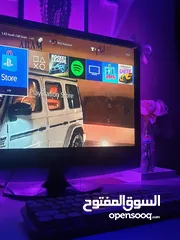  1 شاشه LG تقريبا حجمها 20