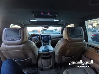  14 كاديلاك اسكاليد وارد الوكالة قاطع مسافة 29000km فقط صنف platinum