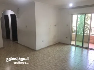  10 Empty apartment for Rent