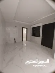  4 الرابية 200م ورف بناء40م 30م وتراس 60مبسعر مغري