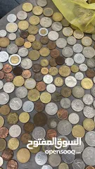  4 عملات قديمه معدنية وورقيه للبيع