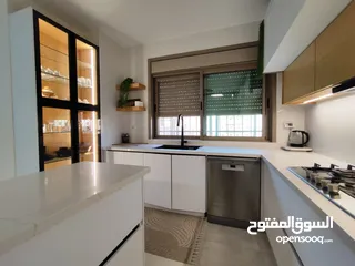  9 فرصة سكنية استثنائية – روف فاخر للبيع في بيتونيا