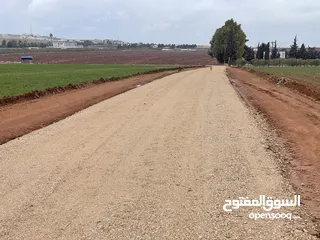  1 للبيع ارض اربد الحصن قرب جسر النعيمة وخلف معارض شهوان وطريق عمان الدولي قوشان مستقل حوض البطام