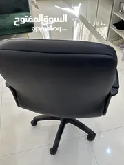  2 كرسي مكتبي جديد استعمال 3 شهور