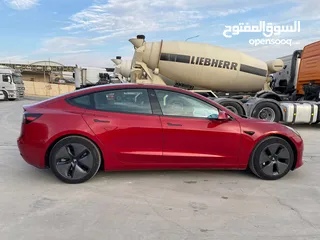  6 Tesla Model 3 2021