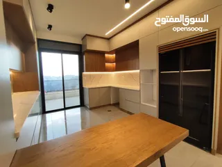  9 فرصة حقيقية – شقة فاخرة للبيع في الطيرة- امتداد شارع المطل