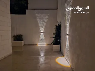  15 شقة طابق ارضي مميزة للبيع بمساحة 196 م بنظام شبه ڤيلا ،ثلاث مداخل مع ترسات واسعة وتشطيبات راقية .