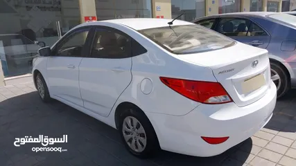  8 Hyundai accent 2016