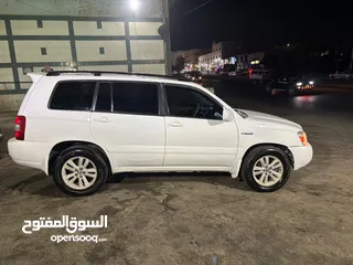  8 تويوتا هايلندر