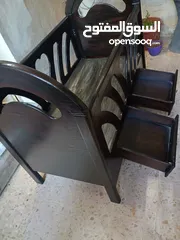  1 تخت بيبي مستعمل للبيع بحال الوكاله