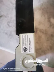  1 وحدة تحكم بالطاقه الشمسيه بحالة الوكاله للبيع للاستفسار