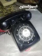  4 تليفون انتيك قديم شغال وحالته ممتازة