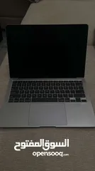  2 Mac Book Air