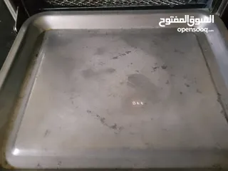  3 فرن كهربا صغير مستعمل في حاله ممتازه استعمال بسيط
