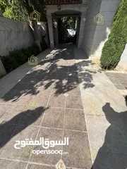  6 شقة فارغة - دابوق - 2نوم ماستر - 200م - قرب الخدمات العامة
