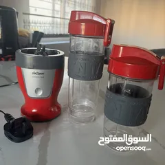  1 الخلاط الرياضي المحمول ماركة ارزوم التركية، مستعمل بشكل بسيط جدًا للبيع (مناسب للجيم والعمل)
