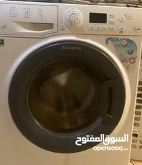  1 غسالة اريستون اتوماتيك  للبيع 7 كيلو