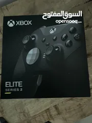  1 Xbox elite series 2 controller