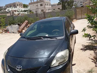  1 تيوتا ياريس 2012