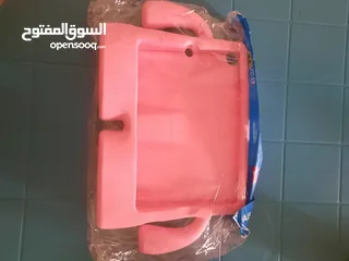  2 اغراض للبيع بسعر ممتاز يناسب الجميع ا وضعهم ممتاز ومنهم جديد وفي اكتر احذية للي بيريد يبعت واتس