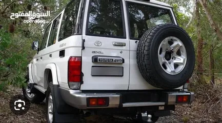  4 TOYOTA Land Cruiser LC76 series
