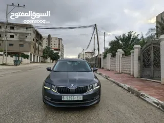  1 سكودا اوكتافيا 2021 بسعررر محررقه الاسعار 79500 ألف نقدا فل مسكر
