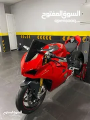  6 Ducati panigale V4 s