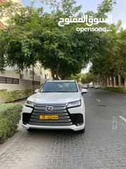  2 لكزس LX600 رقم 1 فل ابشن ( خليجي) 7 كراسي 25 سماعه ابواب شفط