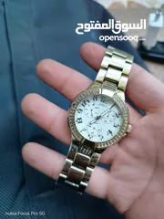  2 ساعة GUESS اصلية شغالة 100%