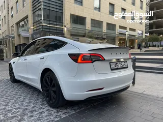  7 تسلا لون ابيض جمرك اليوم 2023