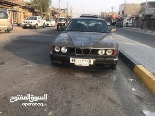  1 سلام عليكم سياره BMWمديل1989 سنويه منتهيه راعيه موجود رقم بغداد وبيه تئخير بل نمر