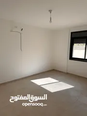 10 شقة مشطية جاهزة للبيع