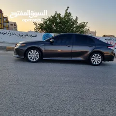  2 تويوتا كامر 2018 LE ليثيوم بلادها وارد امريكي