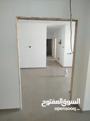  6 شقة في الماصيون طابق اول في منطقة حيوية بجانب الشارع