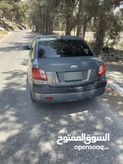  2 كيا برايد 2008