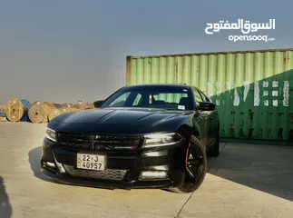  4 dodge charger SXT plus كلين تايتل 2017 ماشيه 85mi