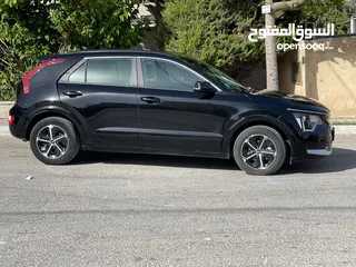  4 كيا نيرو هايبرد بلج ان
