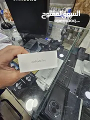  3 Air pods 2 pro جديد بسعر مميز جدا C مش العادي
