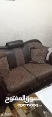  1 غرفة جلوس و طاوله