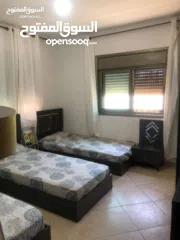  4 شقه للبيع مساحه 150ثلاث غرف نوم حمامين بلكونتين صالون صاله مطبخ طابق ثالث اصنصين جميع الخدمات متوفرة