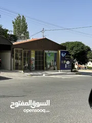  1 محل للبيع (بخلو) موقع مميز وإستراتيجي بمنطقة سكنية كثيفة (مرج الحمام)