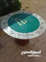  4 طاولتين للبيع بسعر مغري