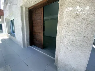  7 شقة غير مفروشة للإيجار 212م2 ( Property 14331 ) سنوي فقط