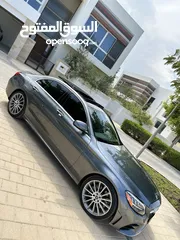  3 Mercedes Benz C300 AMG 2020