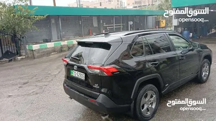  3 تويوتا راف فور 2024 عداد زيرو للايجار 4*4 مكتب اللقوت لتأجير السيارات السياحيه