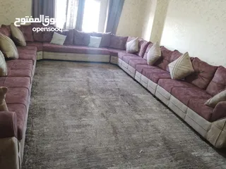  2 طقم ةنب بحال الوكاله للبيع وبسعر مغري  البيع اقل من نصف الثمن  استعمال اقل من ثلاث شهور