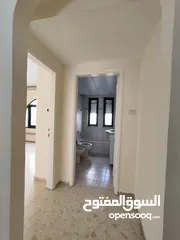  14 شقة غير مفروشة للإيجار – الطيرة  شارع روما